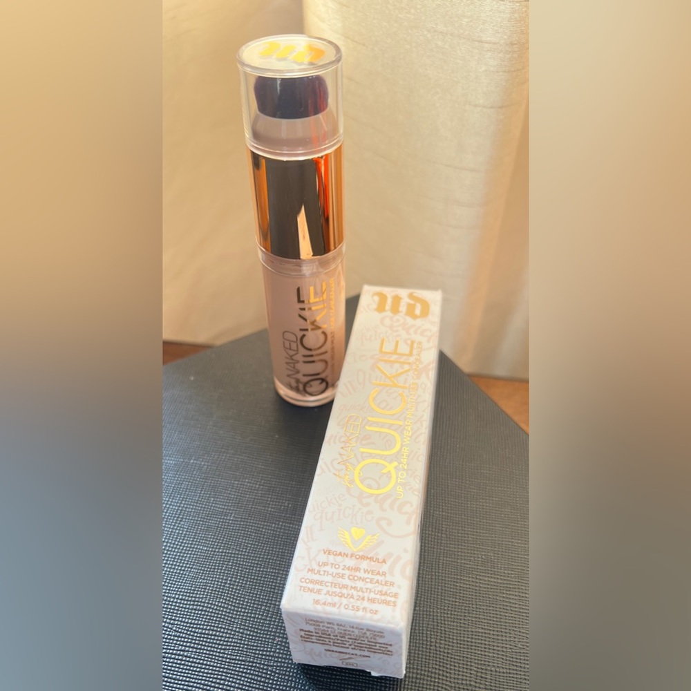 NIB the naked quickie UD 24 hour concealer light medium